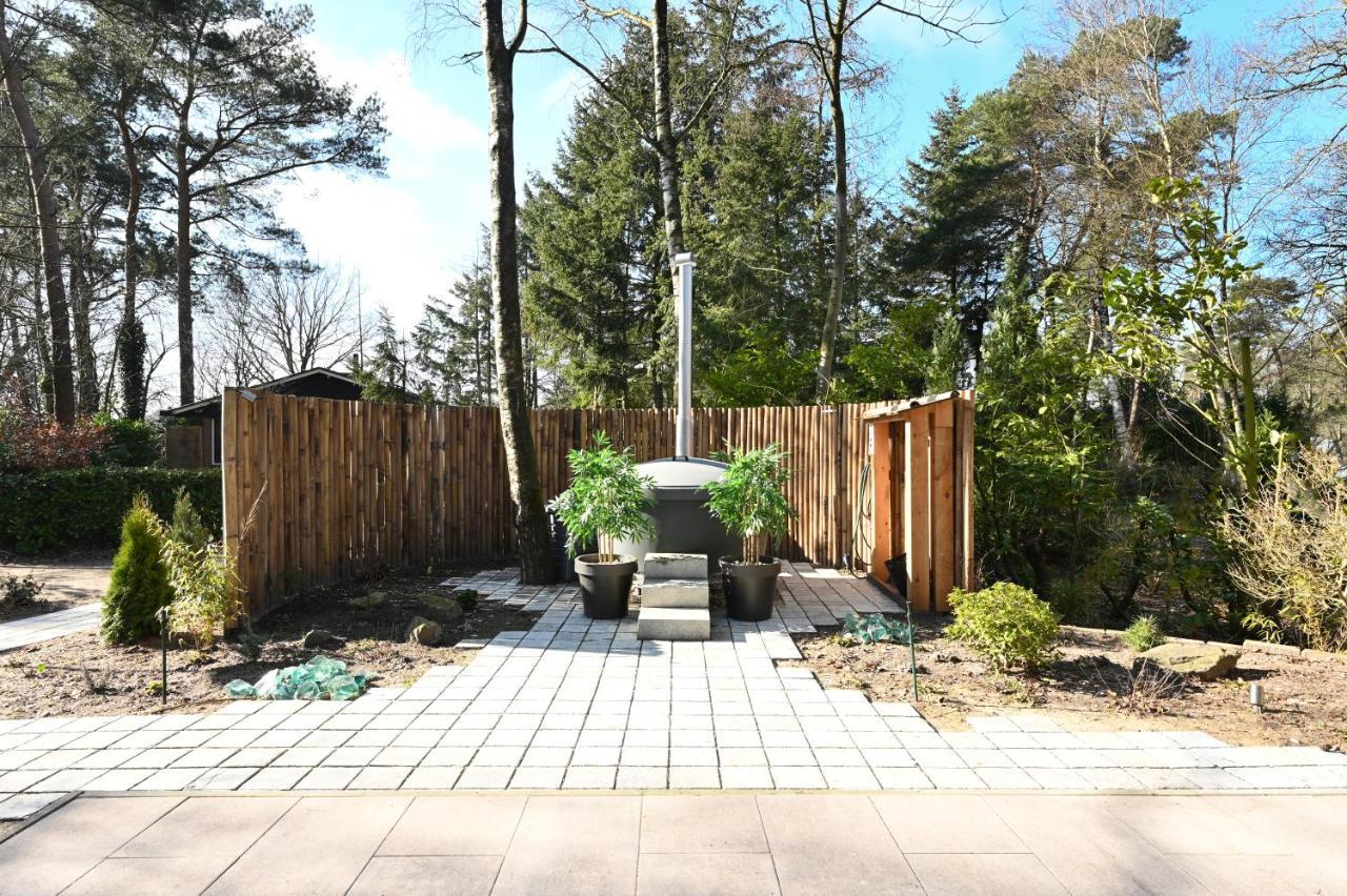 Zen-Bungalow No 1 Met Sauna En Hottub Rheezerveen Ngoại thất bức ảnh
