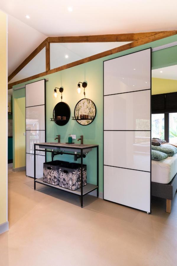 Zen-Bungalow No 1 Met Sauna En Hottub Rheezerveen Ngoại thất bức ảnh
